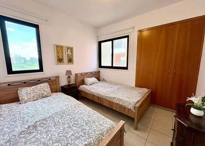 Apartment Mackenzie 301 *