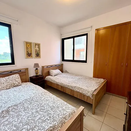 Апартаменты Mackenzie 301 *