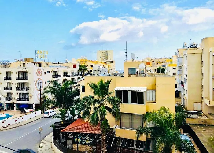 Апартаменты Mackenzie 301 *